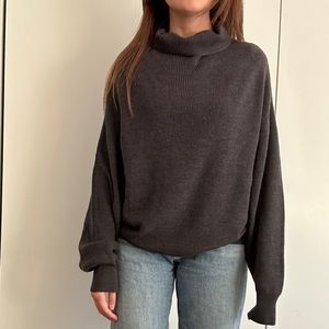 Aritzia Wilfred gray oversized cowl turtleneck sweater
